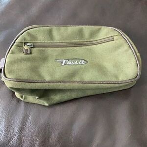 NWT Fossil Dark Green Mens Toiletry Travel Bag​​